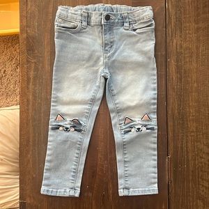 Okie Dokie 2T girls skinny jeans light wash kitten detail on knees
